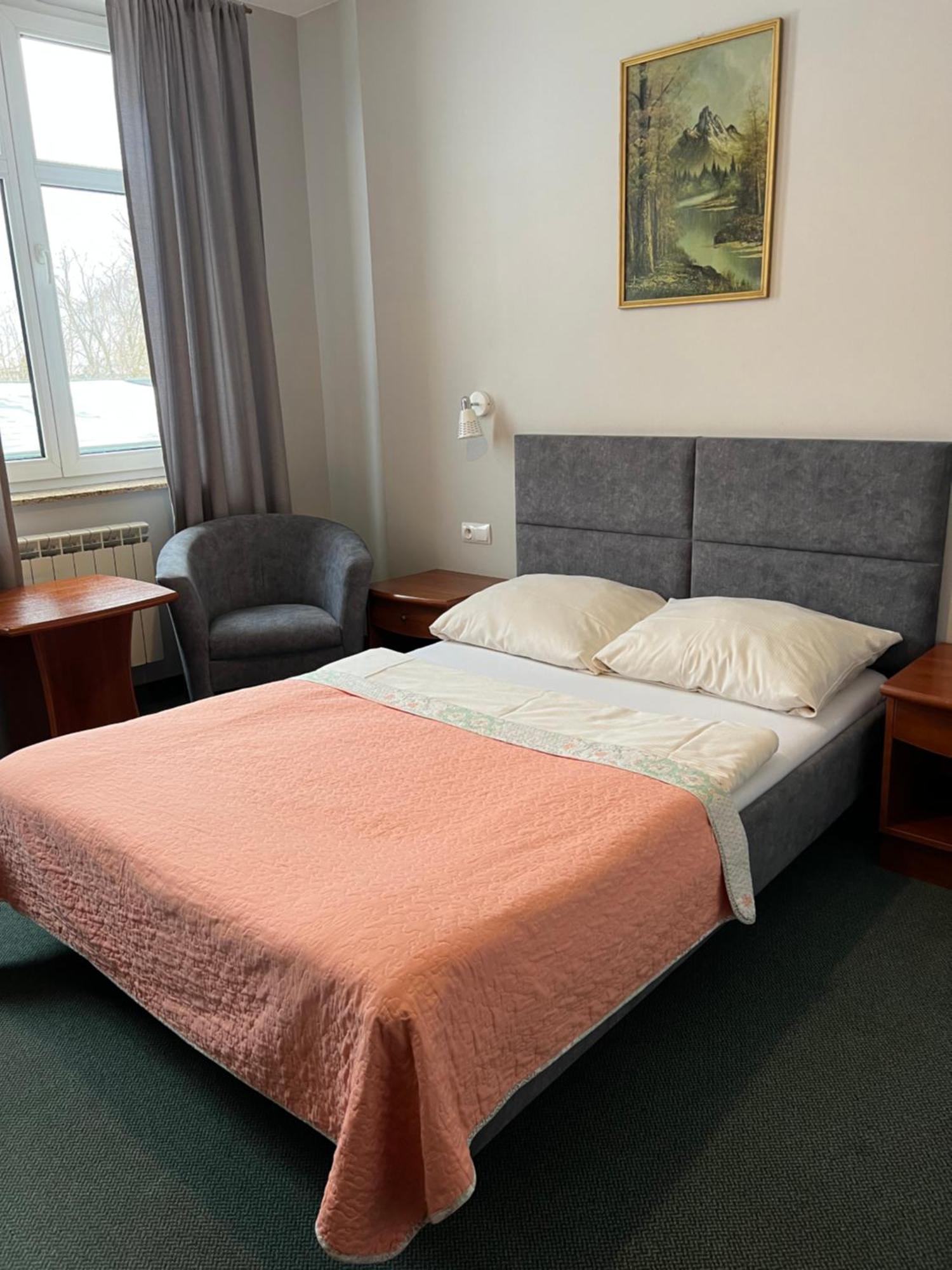 Alabastro Bed and Breakfast Tomaszów Mazowiecki Eksteriør billede