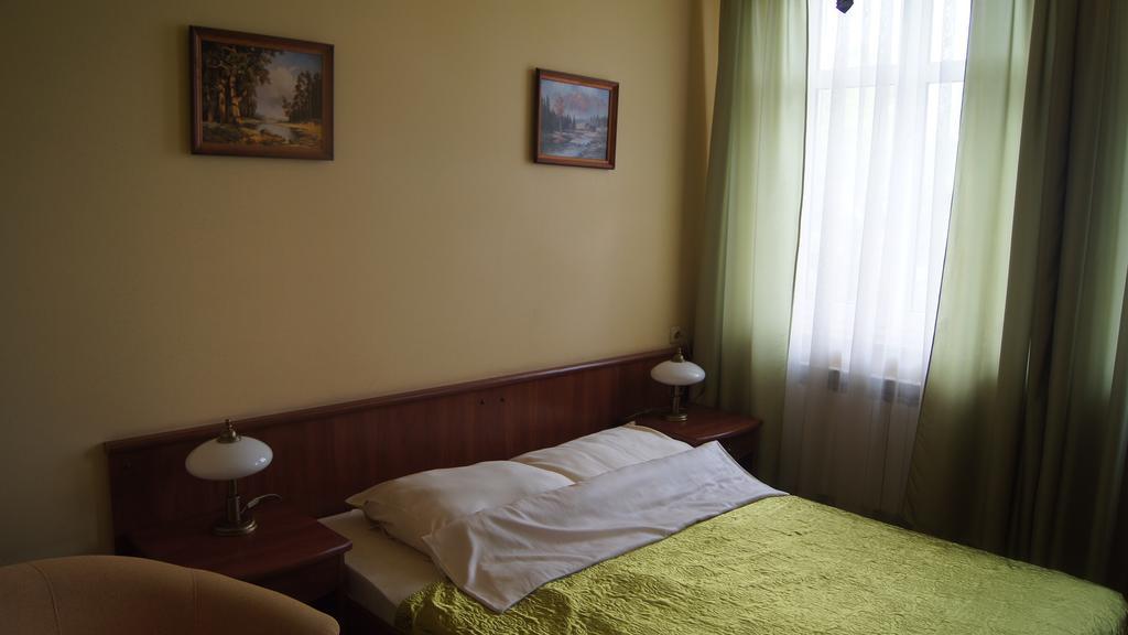 Alabastro Bed and Breakfast Tomaszów Mazowiecki Værelse billede