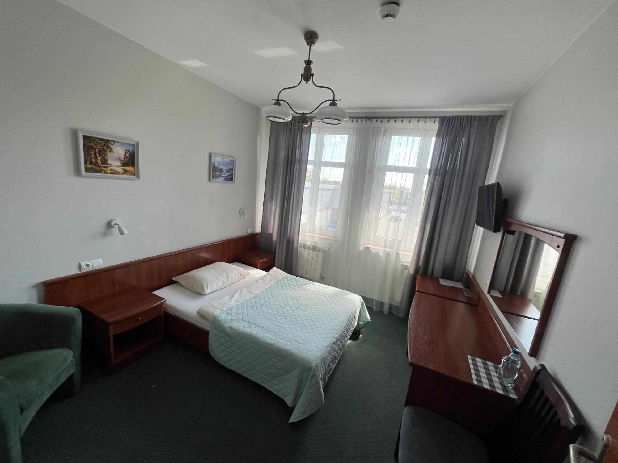 Alabastro Bed and Breakfast Tomaszów Mazowiecki Eksteriør billede