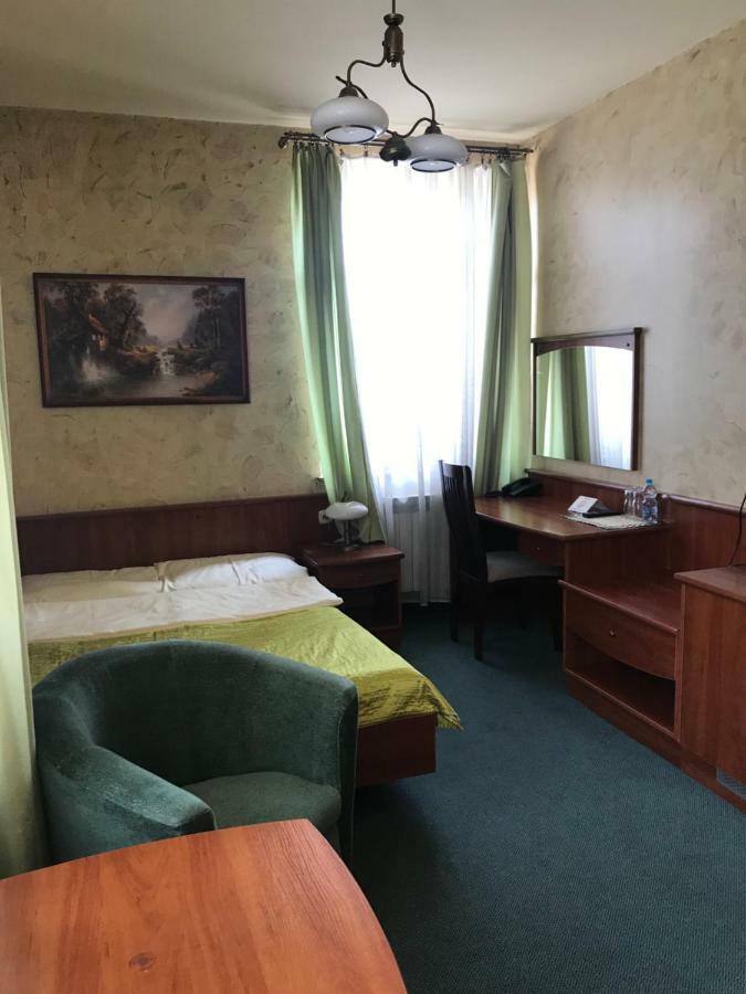 Alabastro Bed and Breakfast Tomaszów Mazowiecki Eksteriør billede
